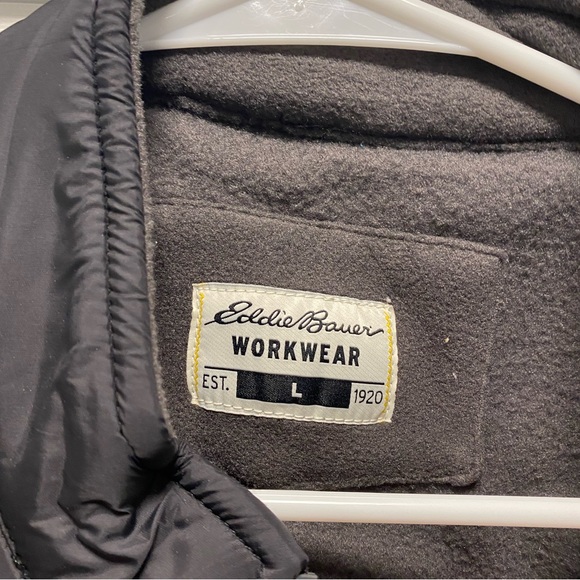 Eddie Bauer Workwear Vest - Men’s Large - Picture 3 of 3